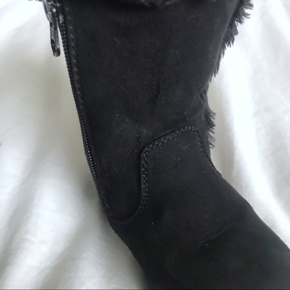 ⛔️SOLD⛔️ Cat & Jack Toddler Black Suede Boots - Picture 6 of 8